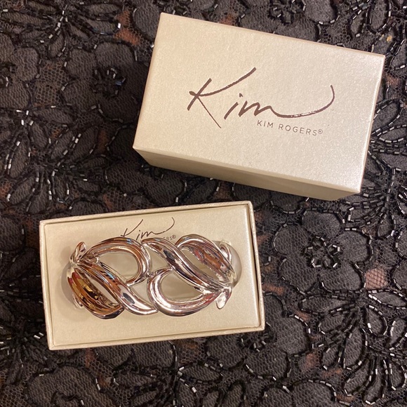 Kim Rogers Spring Bracelet - Picture 2 of 2